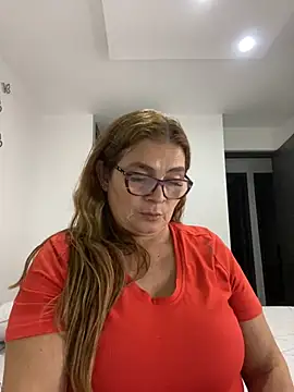 AntonellaAlondra4 online show from January 10, 1:32 am