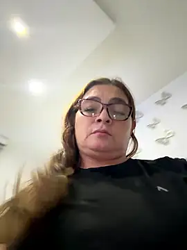 AntonellaAlondra4 online show from January 7, 11:51 pm