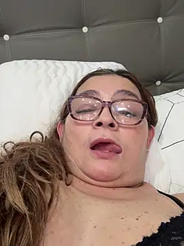 Snapshot of AntonellaAlondra4 chatting on January 19, 3:38 pm AntonellaAlondra4 online show from January 19, 3:38 pm