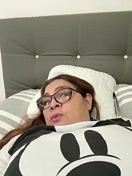 Snapshot of AntonellaAlondra4 chatting on February 10, 12:53 pm AntonellaAlondra4 online show from February 10, 12:53 pm