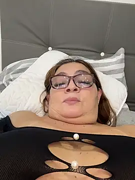 AntonellaAlondra4 online show from March 27, 2:06 pm