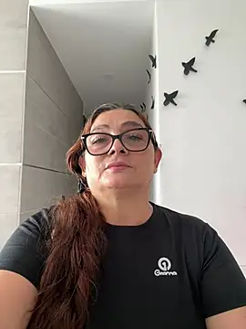 Snapshot of AntonellaAlondra4 chatting on June 5, 3:07 pm AntonellaAlondra4 online show from June 5, 3:07 pm