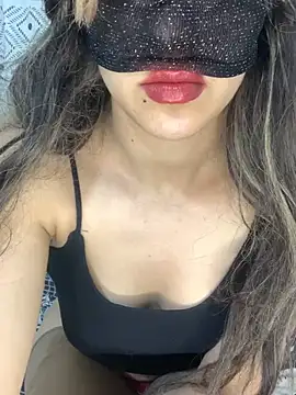 Snapshot of senoritaseno chatting on February 24, 10:14 pm senoritaseno online show from February 24, 10:14 pm