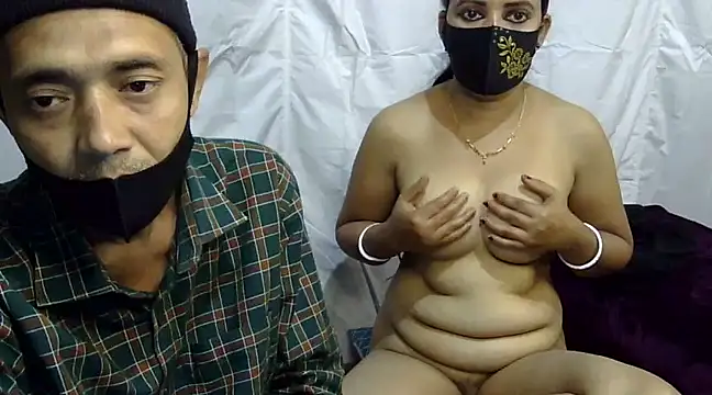 Snapshot of Pramila_Manish chatting on January 2, 3:29 pm Pramila Manish online show from January 2, 3:29 pm