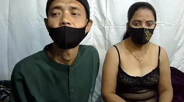 Snapshot of Pramila_Manish chatting on January 5, 12:10 pm Pramila Manish online show from January 5, 12:10 pm
