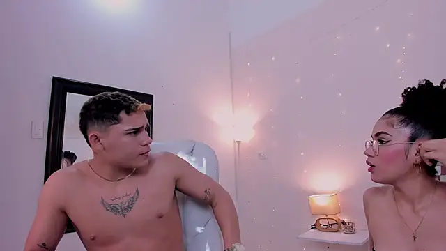 saraandstiven online show from February 6, 4:10 am