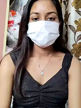 Snapshot of its_sophiaa chatting on December 21, 7:45 am its sophiaa online show from December 21, 7:45 am