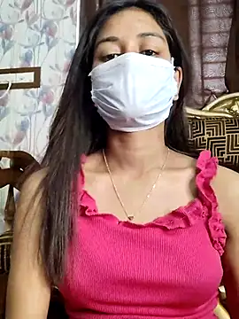 Snapshot of its_sophiaa chatting on February 11, 6:30 am its sophiaa online show from February 11, 6:30 am