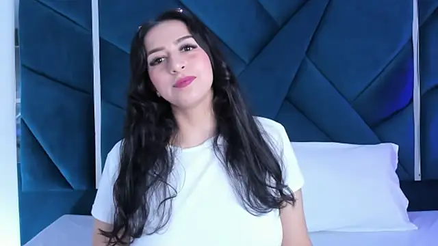 Snapshot of AlondraMendez chatting on January 27, 8:29 am AlondraMendez online show from January 27, 8:29 am