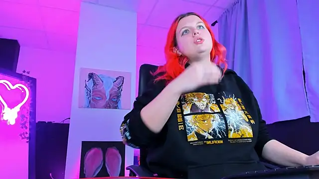 NielletaBlossom online show from February 9, 11:25 am