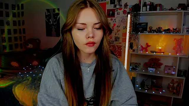 AkiraKatsu online show from April 4, 10:46 am