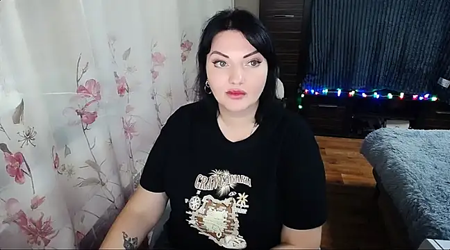 Lady Boom Wild  online show from December 3, 3:55 pm