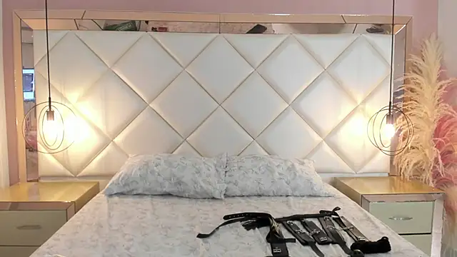 Snapshot of Any_Klartt chatting on December 3, 7:43 am Any Klartt online show from December 3, 7:43 am