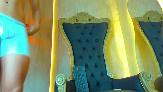 thaddeus king online show from March 7, 4:24 am