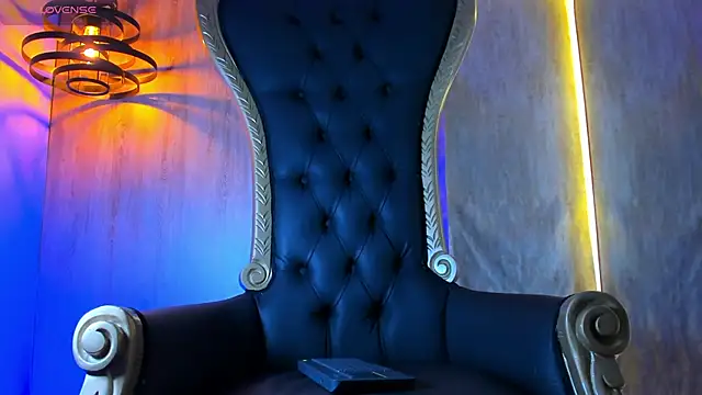 thaddeus king online show from September 24, 11:41 pm