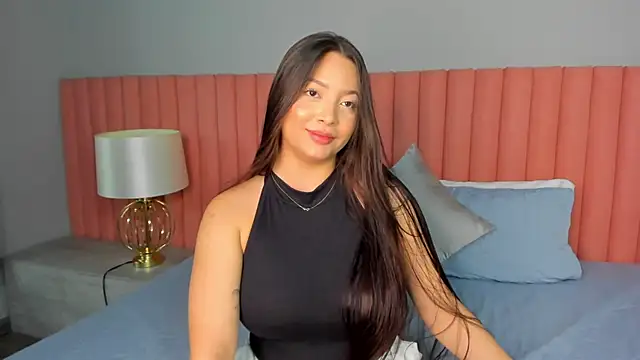 Snapshot of NathRossi chatting on February 23, 2:07 am NathRossi online show from February 23, 2:07 am