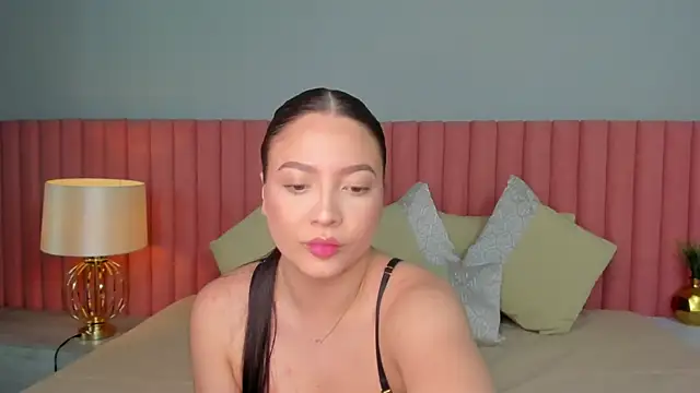 Snapshot of NathRossi chatting on March 17, 9:45 pm NathRossi online show from March 17, 9:45 pm