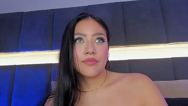 nicolle pierce online show from February 19, 12:00 pm