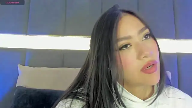 nicolle pierce online show from February 21, 12:17 pm