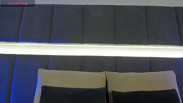 nicolle pierce online show from March 12, 12:57 pm