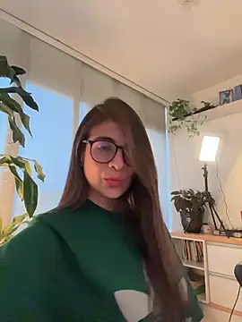 MariaIsabella8 online show from April 7, 10:09 pm