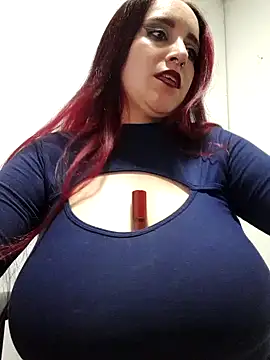 Snapshot of Gelena_Black chatting on December 30, 11:17 pm Gelena Black online show from December 30, 11:17 pm