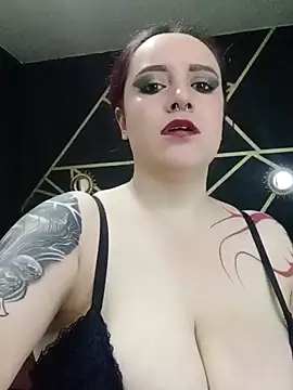 Snapshot of Gelena_Black chatting on March 13, 7:28 pm Gelena Black online show from March 13, 7:28 pm