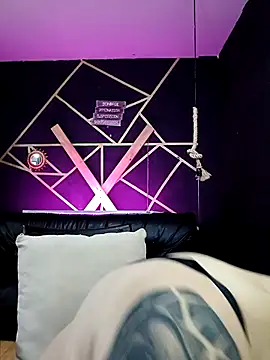 Snapshot of Gelena_Black chatting on September 12, 12:49 pm Gelena Black online show from September 12, 12:49 pm