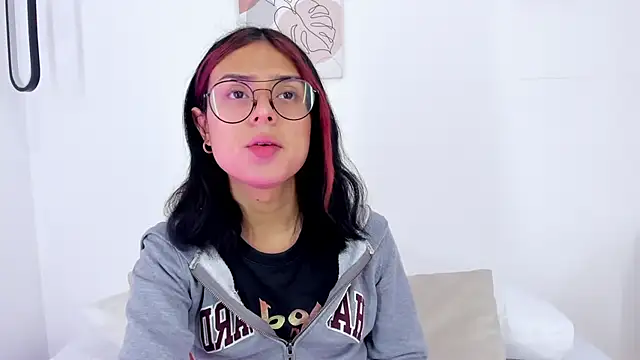 samantha  fairy online show from January 7, 1:03 pm