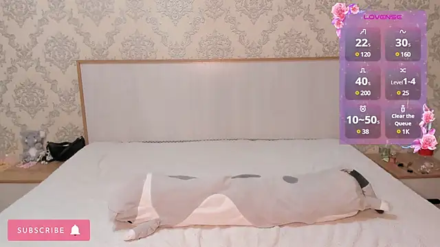 SayYesToHeaven online show from March 12, 6:11 pm