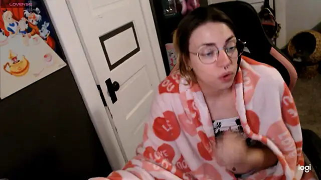 KSwonderland6 online show from February 23, 3:59 am