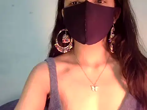 Snapshot of Cute_Alaina chatting on January 15, 1:56 am Cute Alaina online show from January 15, 1:56 am