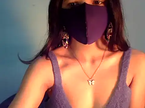 Snapshot of Cute_Alaina chatting on January 23, 10:44 pm Cute Alaina online show from January 23, 10:44 pm