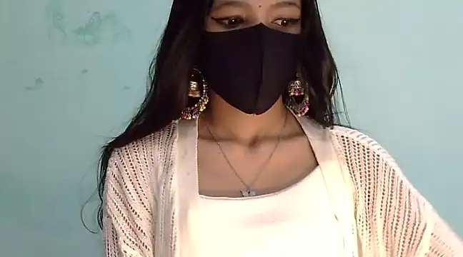 Snapshot of Cute_Alaina chatting on March 9, 2:29 am Cute Alaina online show from March 9, 2:29 am