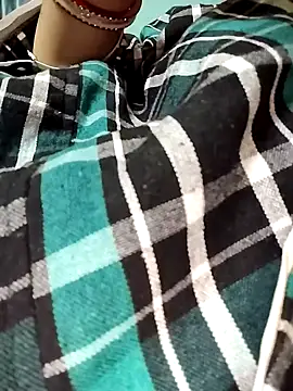 Snapshot of Royalgirl667 chatting on December 26, 4:25 pm Royalgirl667 online show from December 26, 4:25 pm