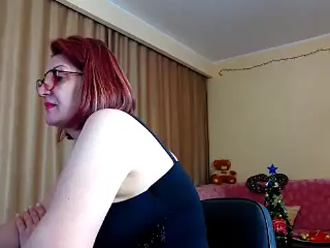 EdithCharm online show from December 9, 6:14 pm