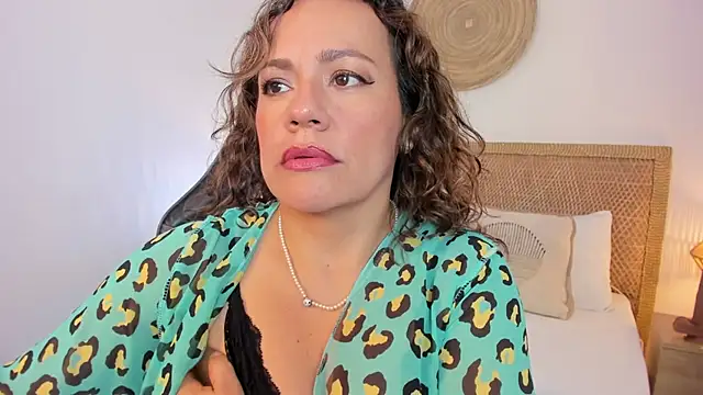 gipsela gomez online show from March 25, 7:31 pm