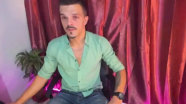 DonyBrown online show from October 8, 4:43 am