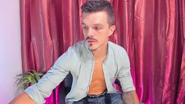 DonyBrown online show from October 16, 8:43 pm