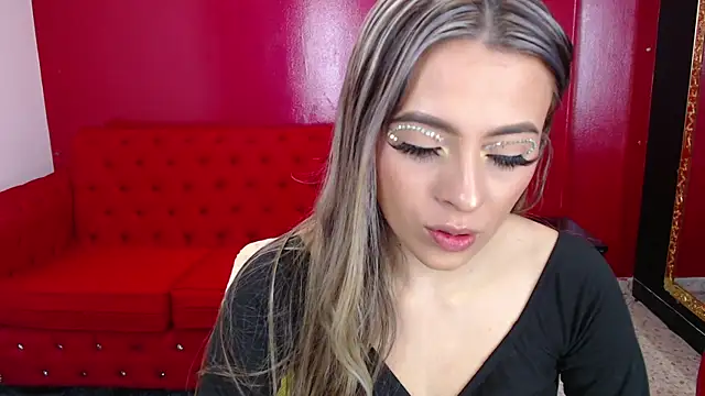 miacarperr1 online show from January 13, 8:37 pm