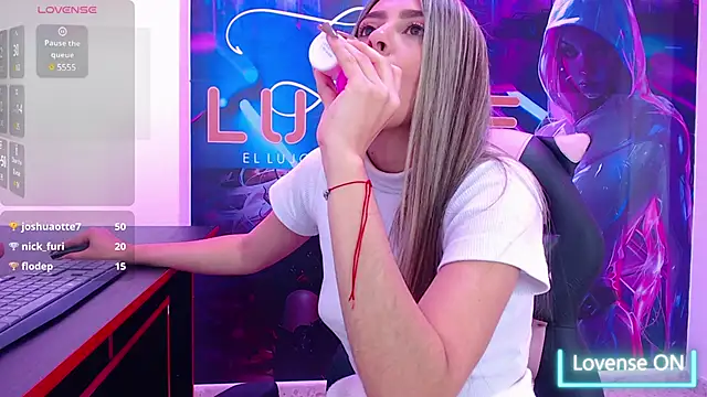 miacarperr1 online show from February 11, 12:49 am