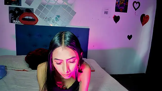 Amberx Sweet online show from September 17, 9:05 pm