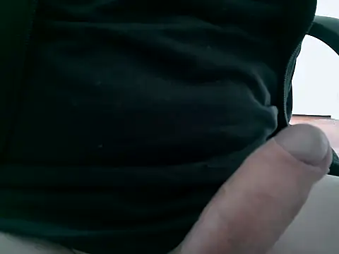 lovedoggy03 online show from November 9, 12:14 pm