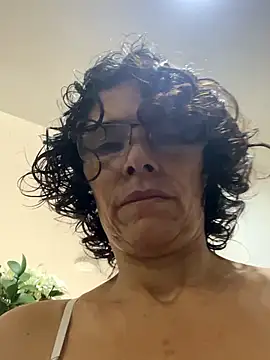 MireyaTorresGu online show from March 5, 2:35 pm