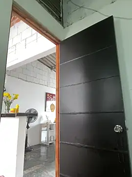 MireyaTorresGu online show from April 19, 3:33 pm