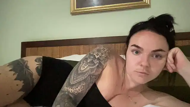 yorkshiregal online show from January 18, 8:41 am