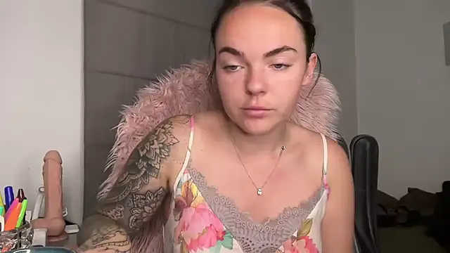 yorkshiregal online show from March 11, 5:49 am