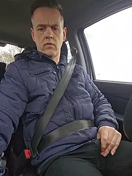 Hectorthyssen1 online show from April 2, 3:20 pm