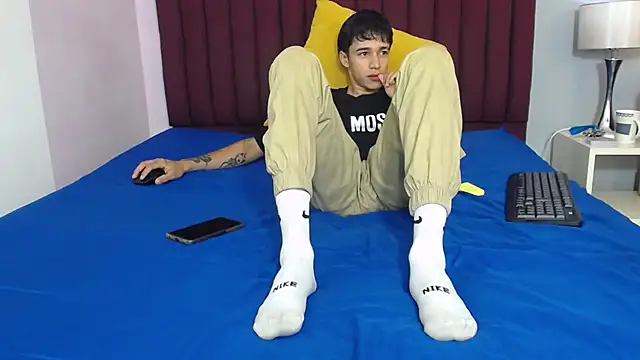 Zacktk7 online show from January 13, 10:45 pm