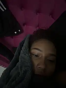 Snapshot of Salome_Williamss chatting on June 2, 4:14 am Salome Williamss online show from June 2, 4:14 am